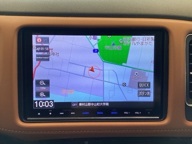ワイド画面のナビゲーションはフルセグTV対応のGathers純正メモリーナビを搭載しています。