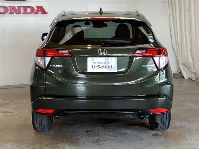 【Honda認定中古車 U-Select】　エンジン、オーディオやカーナビ(社外品は除く）に至るまで1年間走行距離無制限の保証をお付け致します。全国のホンダディーラーで最長5年間の保証が付けられます。