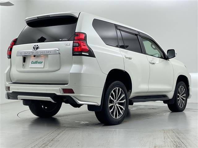 【右斜後】ガリバーの保証は、走行距離が無制限！末永いカーライフに対応する充実した保証内容（保証期間によって保証内容は変わります。)