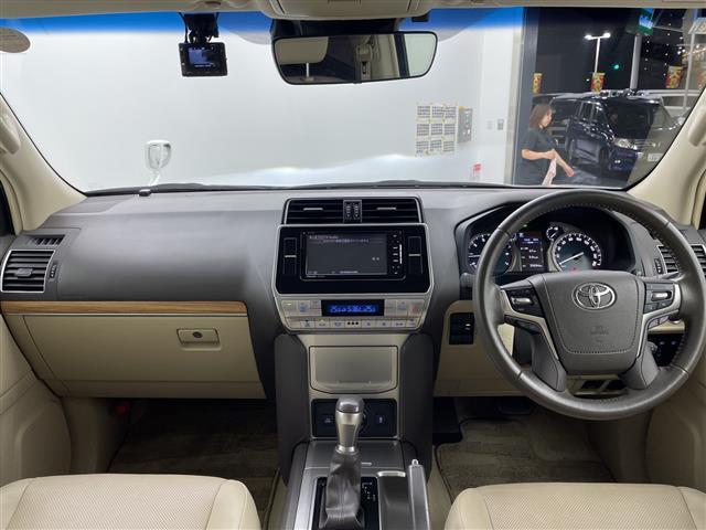 【インパネ全体】全方位で視界が広く、高い目線で運転もしやすいです！◆ご来店予約受付中！無料の来店予約は【来店予約をする】ボタンから！◆