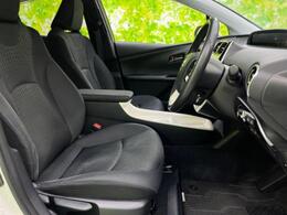 「この車の写真をもっと見たい」「状態が気になる」「この装備はついている？」どんな小さな疑問でもお気軽にお問い合わせください！