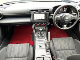 グループ総在庫数約30，000台！！全国の系列店からメーカー・車種問わずご紹介出来るので、あなたにピッタリのお車が見つかるはずです♪まずはお問い合わせ下さい☆