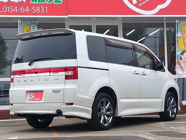 ☆車の査定士常駐☆世の中にはいろんな修復歴がございます。どーんと大修復歴車から、インナー先の小曲がりまで程度は様々。査定士が修復箇所を明確にお答えしますね。不安なお買い物はしちゃいけません。