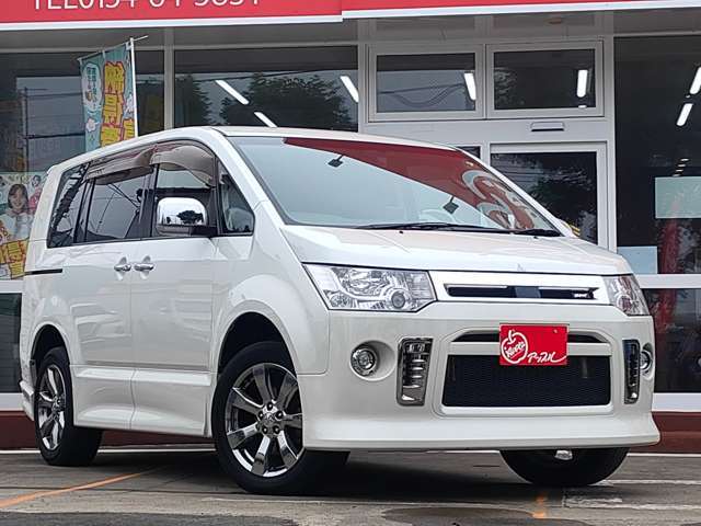 ☆パワーバックドア☆ドラレコ☆ETC☆HID☆純正18インチアルミ☆クルコン☆パドルシフト☆車検整備付き☆フリップダウンモニター☆純正ナビ☆フルセグTV☆バックカメラ☆両側パワスラ