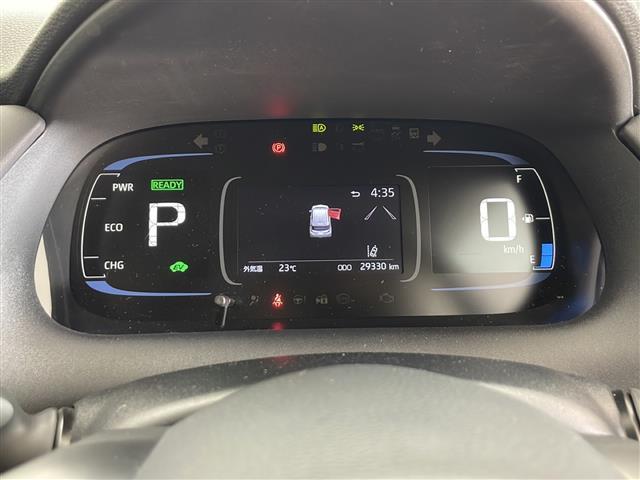 【スピードメーター】メーターがシンプルで見やすく運転しやすいですね！