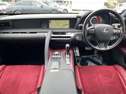 グループ総在庫数約30，000台！！全国の系列店からメーカー・車種問わずご紹介出来るので、あなたにピッタリのお車が見つかるはずです♪まずはお問い合わせ下さい☆