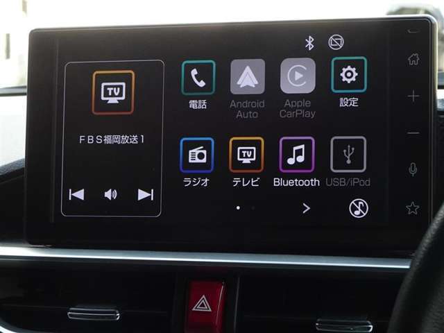 ディスプレイオーディオを装備してます。スマホと連動させると音楽やアプリを楽しむことができます。