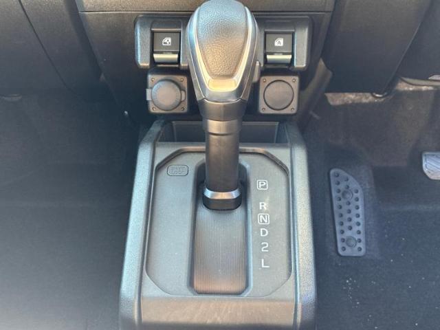 国産車から輸入車まで多様なお客様のニーズのお応えできるように、全国規模で豊富な在庫展開！車のことならWECARSへ！