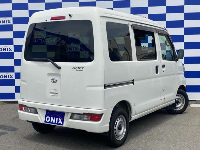 当店では在庫台数常時80台展示！【フラット7】【KeePer】併設店のオニキス郡山北店へ新車、中古車の販売、リースをはじめ高価買取、コーティング、車検、ロードサービス、各種ローン、各種修理等承っております