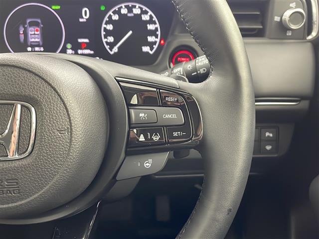 【アダプティブクルーズコントロール（ACC）】適切な車間距離を保ちながら先行車に追従走行できます！機能には限界があるためご注意ください。