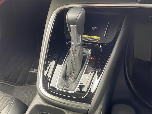 【　シフト　】シフトも操作しやすく快適なドライブを楽しんでいただけます♪