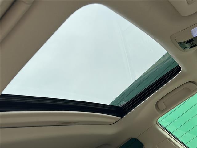 中古車はその時勝負です！！この車両を見つけた方は幸運かも！？同じ車両は1台もありません！この瞬間に！！