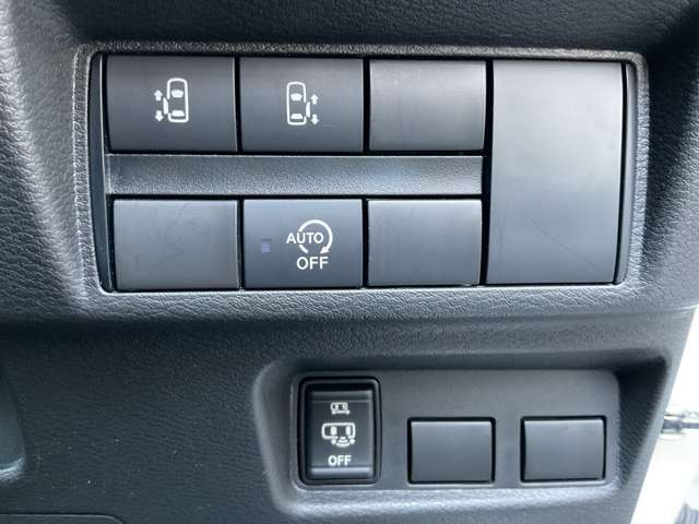 両側電動スライドドアなので運転される方も乗車される方もとっても便利です♪