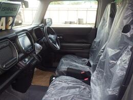 中も広々！タフワイルド専用装備！