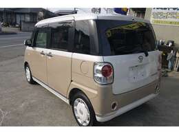 スモークガラスで外から室内が見えにくい！！