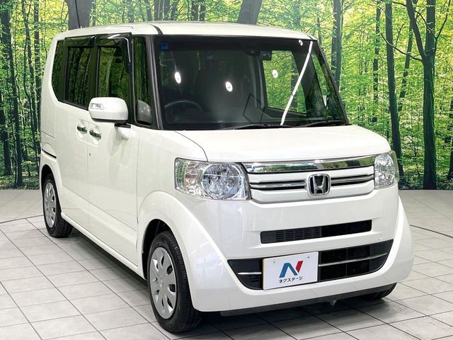 大好評のボディコーティング「弾スプラッシュコート」もご納車までに施工可能。通常のガラスコートと異なる、耐久年数6年の無機質ガラスコーティングが、ボディをキレイな状態に保ってくれます。
