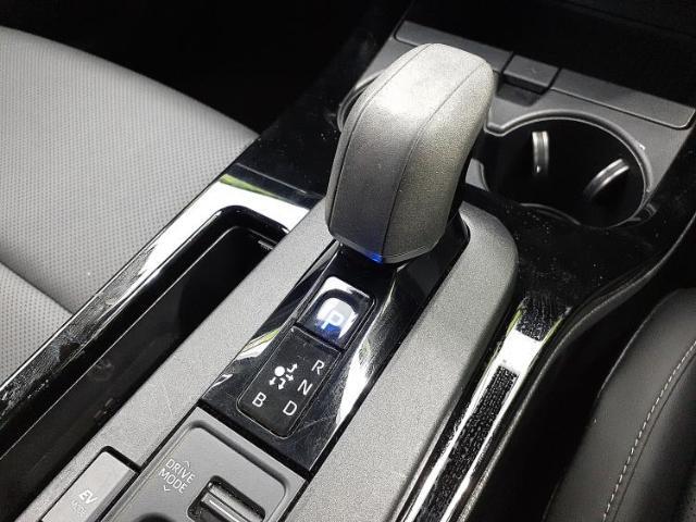 こちらのお車はいかがでしょうか？少しでも気になっていただけましたら是非お問い合わせください！さらにお車の詳細をお送りいたします！
