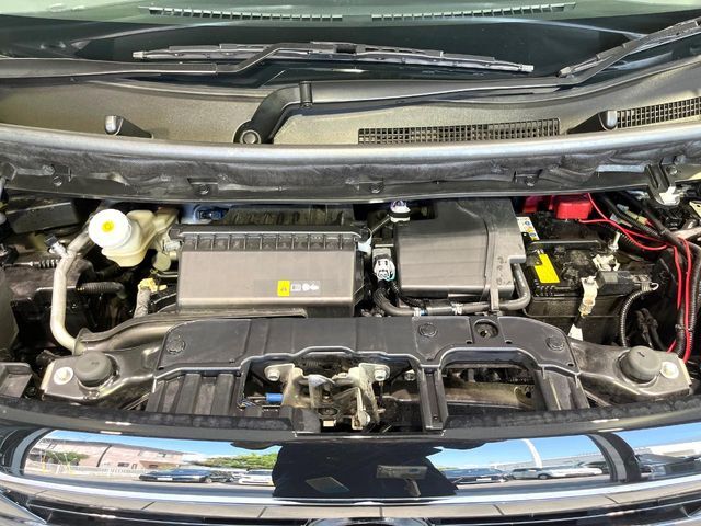 親切・丁寧な専門メカニックスタッフが応対！・車検・点検整備・事故等の修理などアフターサービスも安心。お車のカスタマイズもネクステージのサービススタッフまでご相談ください！