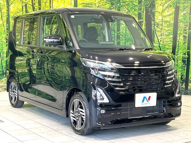 大好評のボディコーティング「弾スプラッシュコート」もご納車までに施工可能。通常のガラスコートと異なる、耐久年数6年の無機質ガラスコーティングが、ボディをキレイな状態に保ってくれます。
