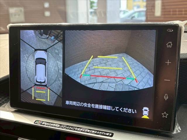 【360°カメラ】を装備しております。全周囲カメラで危険察知。狭い駐車場でも安心して駐車できますね。