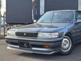 81マークIIセダン■ボディカラーは希少ブルーグレーとなります■5速マニュアルミッション載せ替え車ですが公認済ですので車検も問題ございません