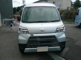 最長3年間・走行距離無制限保証！修理金額・回数制限なし！免責期間なし！保証範囲「237点」を誇り、故障発生の多い電気系統部品までも対応！全国のディーラー・認証・指定工場であれば修理が可能です！