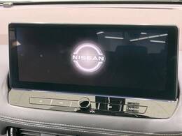 【メーカー純正ナビ】インテリアに溶け込むスタイリッシュな「専用設計」メーカーナビを装備♪視認性や操作性など基本性能にも優れ、より上質なカーライフをお楽しみいただけます。