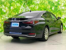 全国に店舗を展開しているのでどこでもお取り寄せが可能です！この車が気になるけど遠方だから・・・と諦める必要はありません！※別途陸送費が必要です。