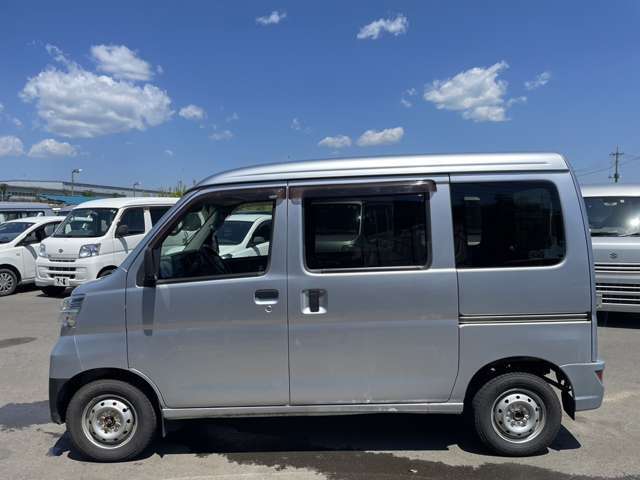 電車でご来店されるお客様は【JR八高線　金子駅】が最寄り駅となります。少し距離があるのでお電話いただければ送迎可能です♪　　　　※多少お待ちいただくこともございます。