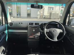 こちらインパネ全体の写真になります。かっこいいですね！納車はおおむね2週間程度（必要書類の状況により）で行っております。人気の車両になりますので、お早目のご検討をおすすめします。当店自慢の一台です！