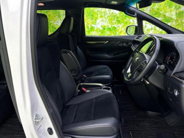 「この車の写真をもっと見たい」「状態が気になる」「この装備はついている？」どんな小さな疑問でもお気軽にお問い合わせください！