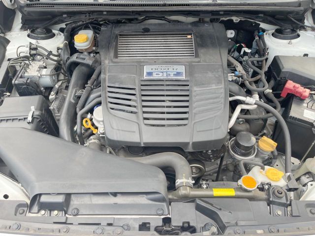 親切・丁寧な専門メカニックスタッフが応対！・車検・点検整備・事故等の修理などアフターサービスも安心。お車のカスタマイズもネクステージのサービススタッフまでご相談ください！