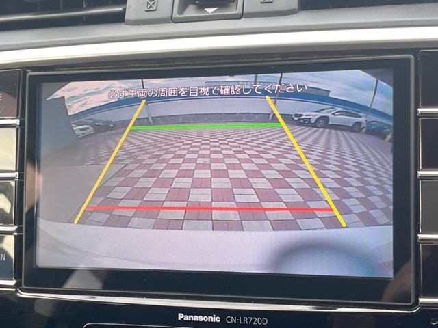 【バックカメラ】駐車時に後方がリアルタイム映像で確認できます。大型商業施設や立体駐車場での駐車時や、夜間のバック時に大活躍！運転スキルに関わらず、今や必須となった装備のひとつです！