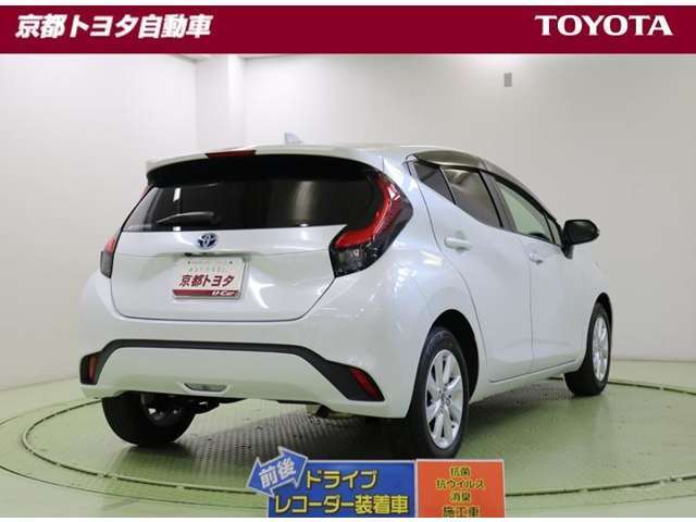 駐車時などの衝突の回避や軽減を図る駐車支援システム【PKSB】で安心をサポート、道路標識をディスプレイ確認できる【ロードサインアシスト】で見落とし防止をサポートします。