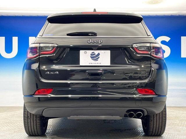 ●当店では第三者機関による車両品質鑑定を導入し、修復歴車を排除。鑑定書が発行されますので、ぱっと見ただけでは分からない箇所まで納得した上でご検討いただけます。※一部未実施の場合がございます。