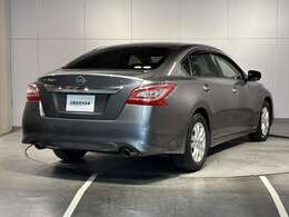 お支払総額は「石川県内登録・車庫証明当社申請・店頭納車・下取り車、希望ナンバーなし」の試算でございます。詳しくは当店スタッフまで。