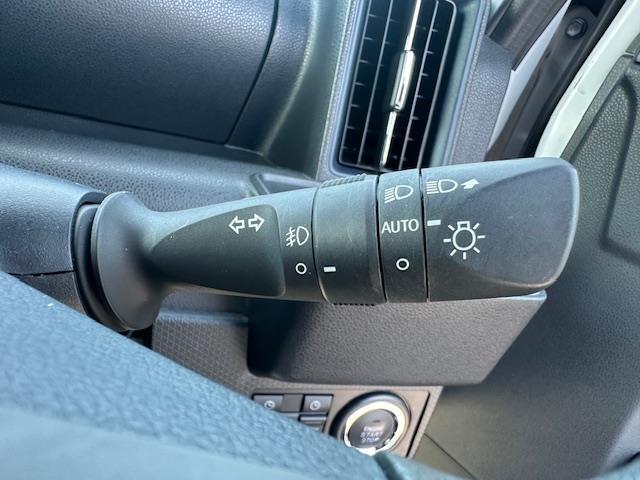 ◆オートライト【オートライトなのでライトのつけ忘れを気にすることなく運転が出来ます。】