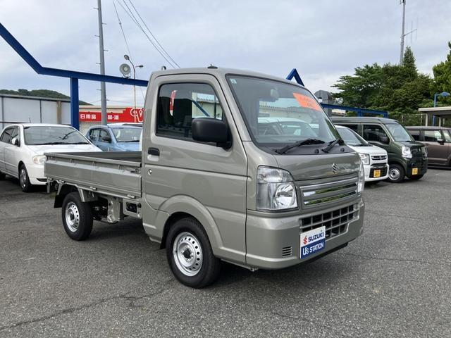 当社はスズキ正規ディーラーとしてスズキ車をメインに県内3店舗で常時70台以上展示、販売しています。