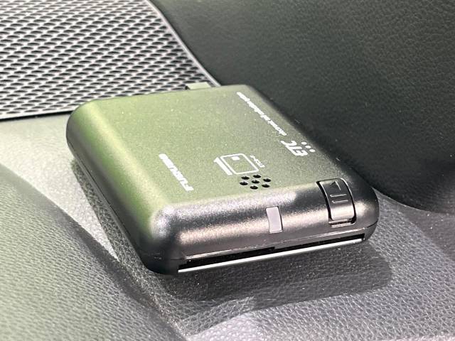 【ETC】高速道路の料金所をストレスなく通過！話題のスポットやサービスエリアに多い「スマートIC」利用時は必須のアイテムです。当店でセットアップを実施、ご納車当日からすぐにご利用いただけます！