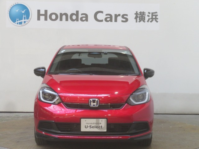 Honda認定中古車はU-Select保証1年付きで、有料で最長5年まで延長可能です。またU-Select　Premium保証の中古車は無料保証2年付きで、有料で最長5年まで延長可能です。