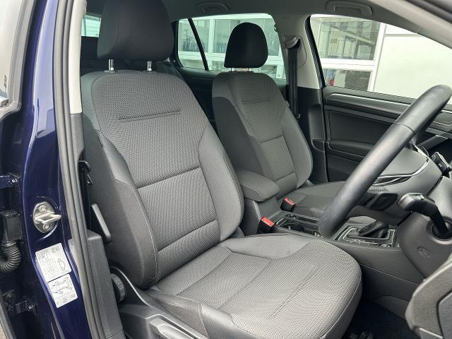◎高さ調整式シート（運転席/助手席）