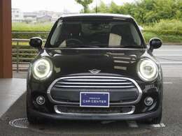 経験豊かなメカニックによる整備でお車自体の状態はもちろん、商品展示前に社内『商品化センター』にて内・外装共に良質な状態に磨き上げ、お車をご提供出来る様、運営しております。