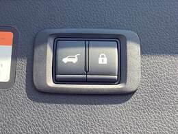 リアゲートは手ぶらでも開閉可能