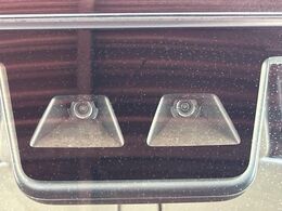 【スマートアシスト】走行中に前方の車両等を認識し、衝突しそうな時は警報とブレーキで衝突回避と被害軽減をアシスト。より安全にドライブをお楽しみいただけます。