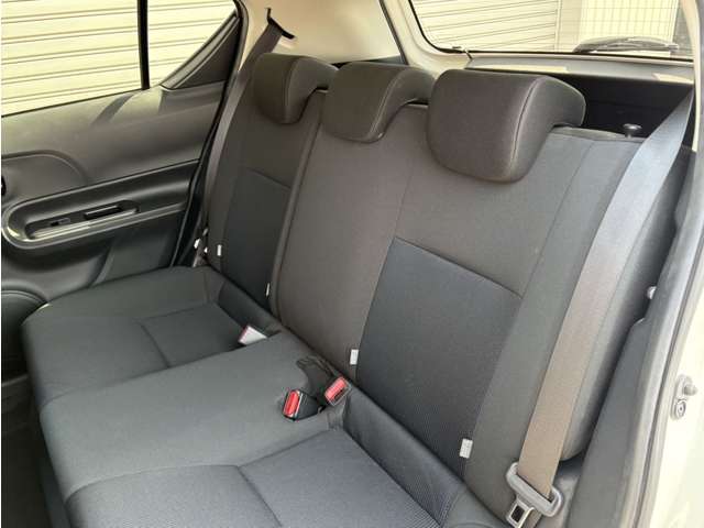 お客様に隅々まで見ていただけるよう展示車両は常に綺麗に仕上げております！お客様のご来店、スタッフ一同心よりお待ち申し上げます。