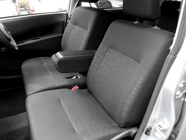 お客様へお届けの前に、入念な品質チェックを行なっております。さらに納車後10日又は、500km以内に「返品・返金保証」を設けておりますので安心です！