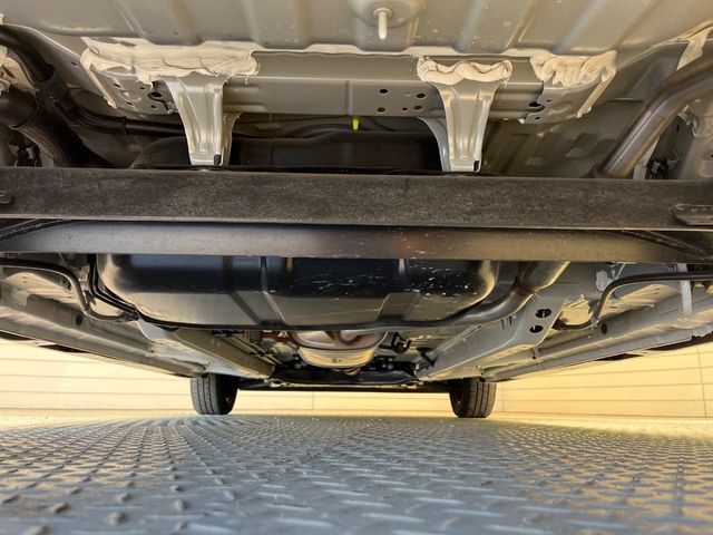 下回りがきれいなうちに、防錆加工の施工がオススメ。降雪地域はもちろん、沿岸部にお住いの方や、趣味でマリン・ウィンタースポーツをされる方にご好評いただいております。