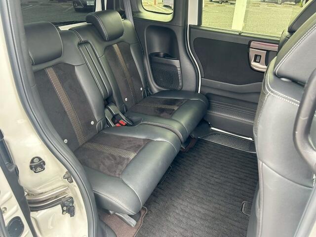 当社で整備の車両には4ヶ月3.000km以内の消耗品も含む無料保証と最長5年走行無制限の延長保証をオプションでご用意☆遠方のお客様はお近くのディーラーさんにて保証修理をお受け出来ますので安心です☆