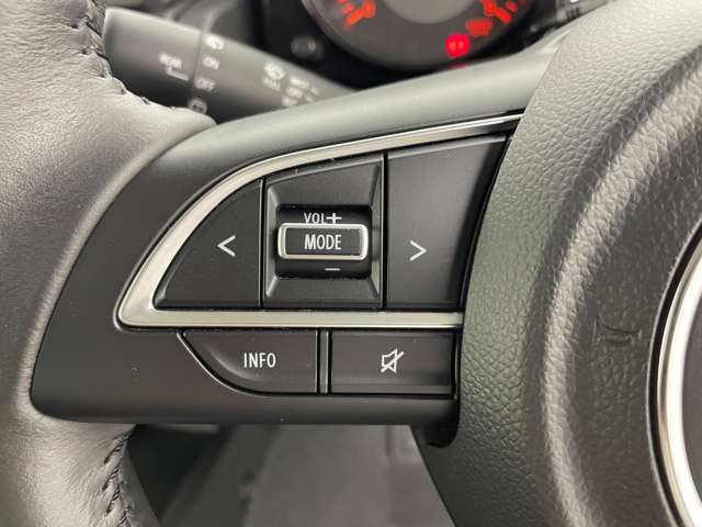 【運転席操作部】快適なドライブを楽しむための機能が装備されています！運転席から触れるので、使いやすいです！除菌プランいれていただくと、さらに清潔で安心していただけます！