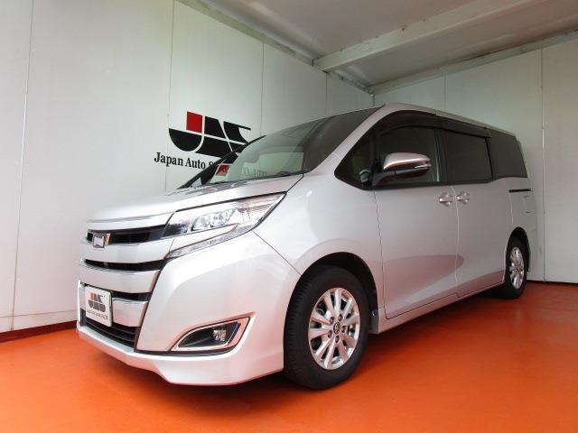 スタイリッシュなデザインにシルバーメタリックのボディーカラーがカッコいい！